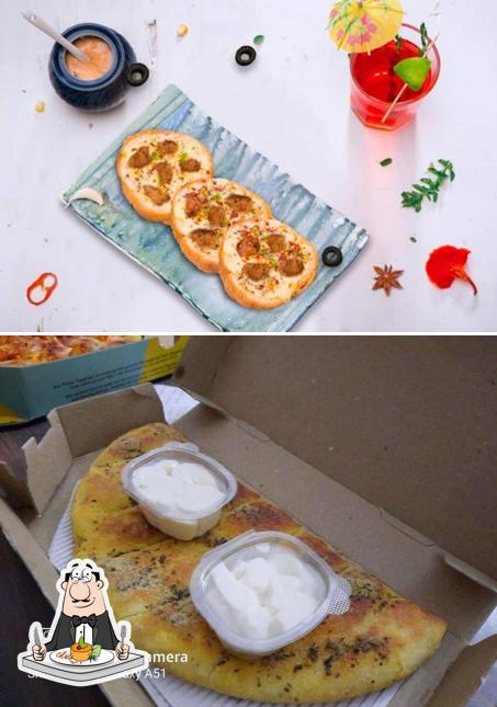 Food at MOJO Pizza - 2X Toppings