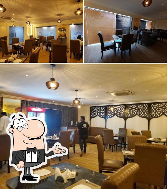 Check out how Khan's kitchen looks inside
