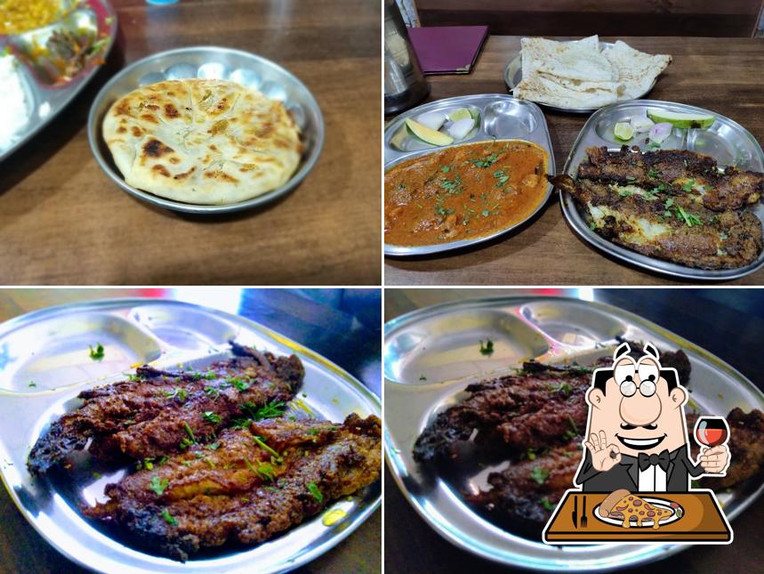 Order pizza at Kokan Katta