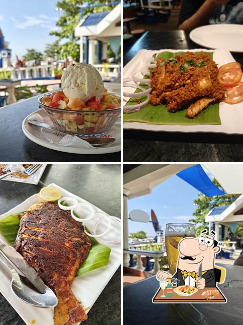 Food at Bubbles Beach Bar