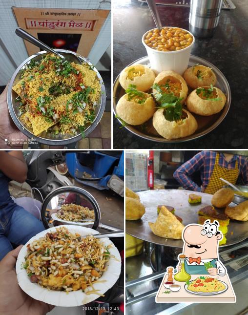 Food at Pandurang Bhel