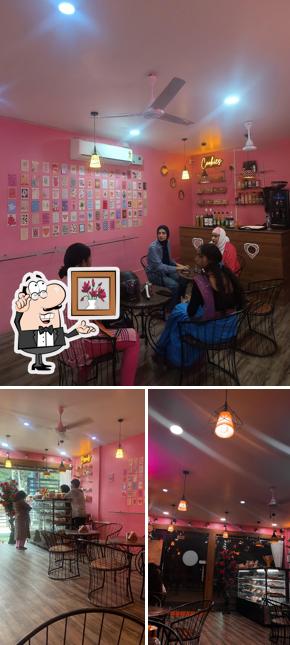 Check out how Pastel Bloom looks inside