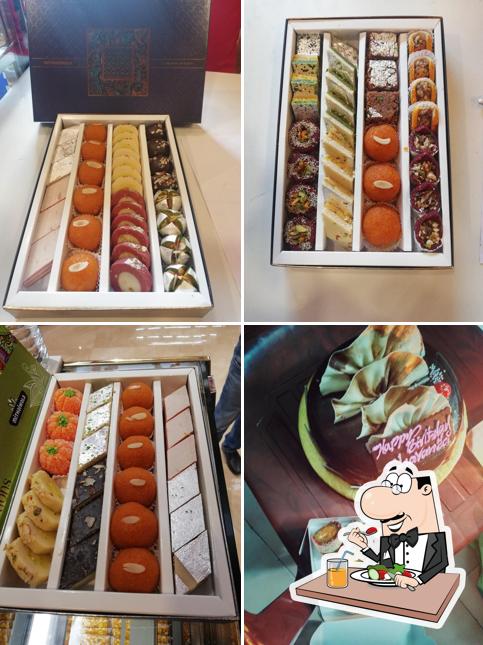 Food at Mithai Wala