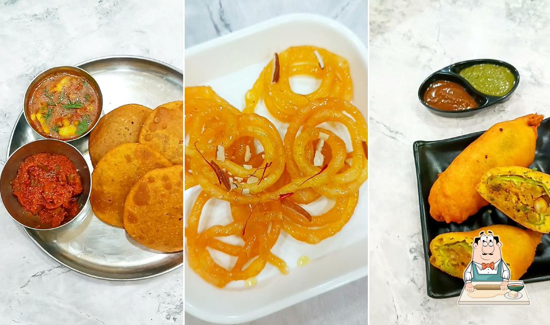 Samosa at Delicacy Of Mewar