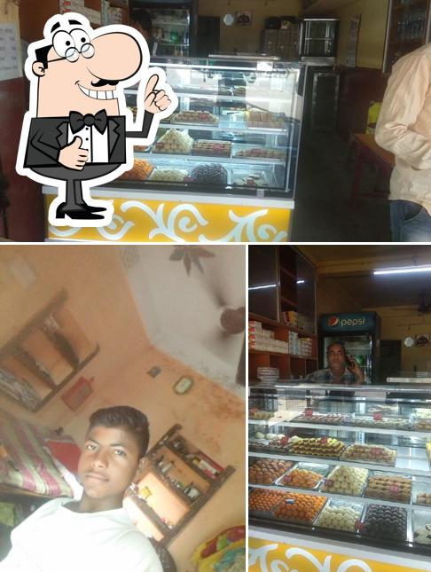Meera Sweets