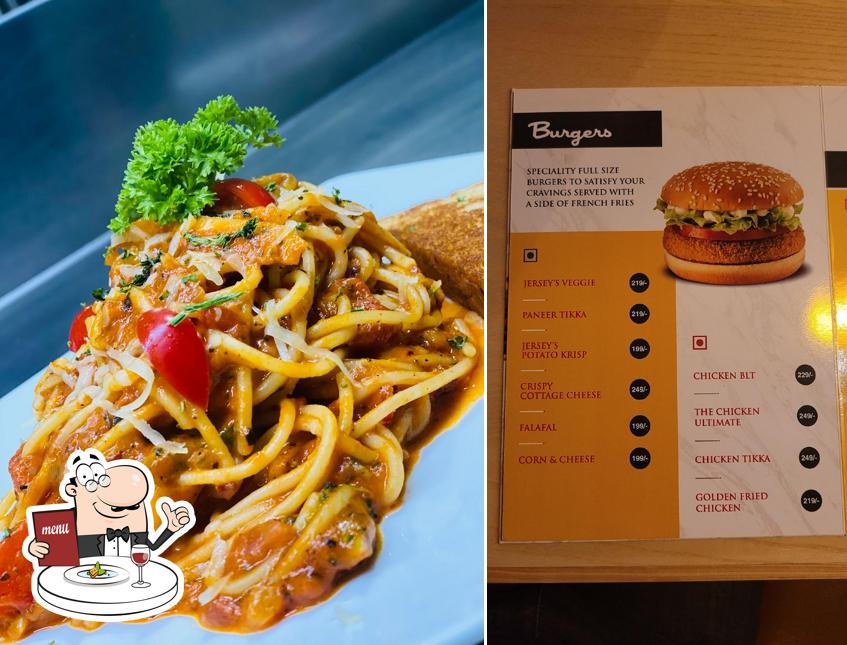 Food at Jersey's Pizza & Grill