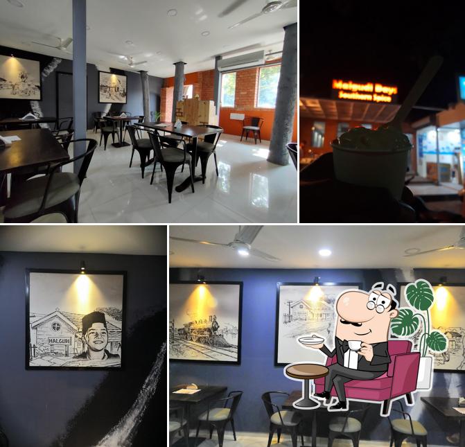 The interior of Malgudi Pizza Heavan