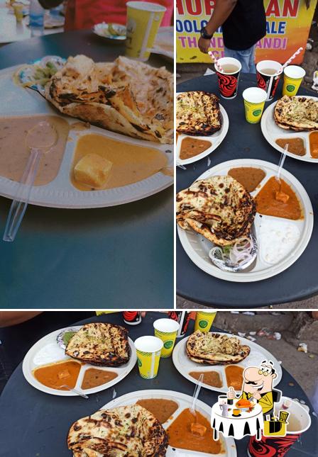 Food at Vijay chur chur naan wala