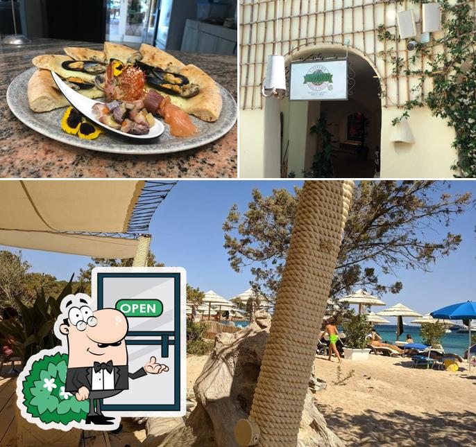 Questa è la foto che mostra la esterno e tavolo da pranzo di Myrto Ristorante Pizzeria Gourmet