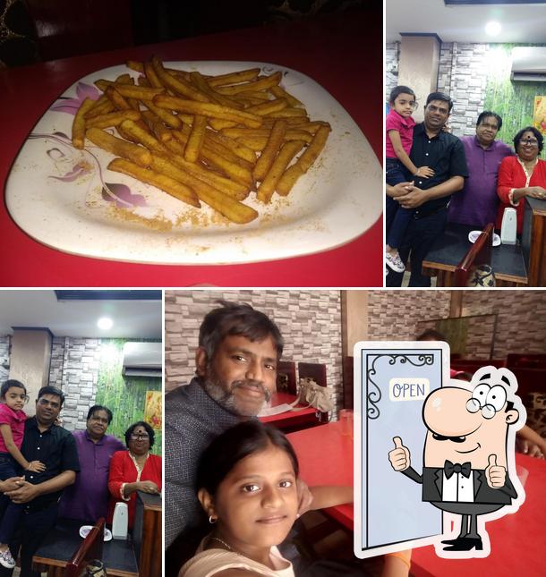 See this picture of Ryans Restaurant