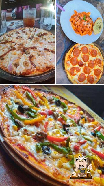 Pick pizza at White Oak Restaurant