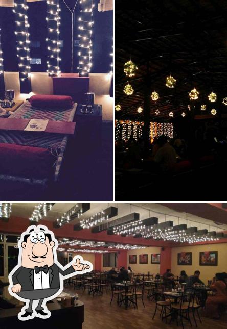 The interior of Kapoor's Cafe