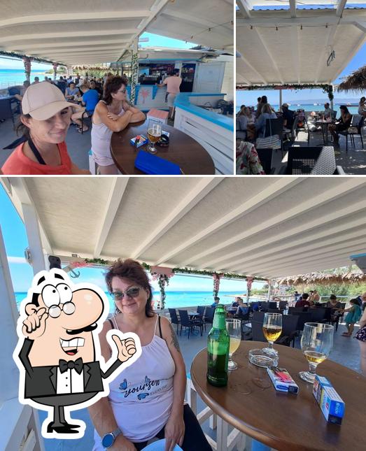 Gli interni di Cafe Del Mar