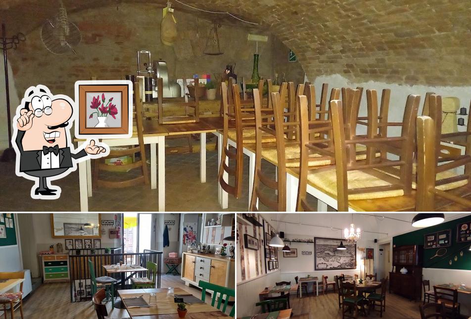 Siediti a un tavolo di Osteria Al Gallo