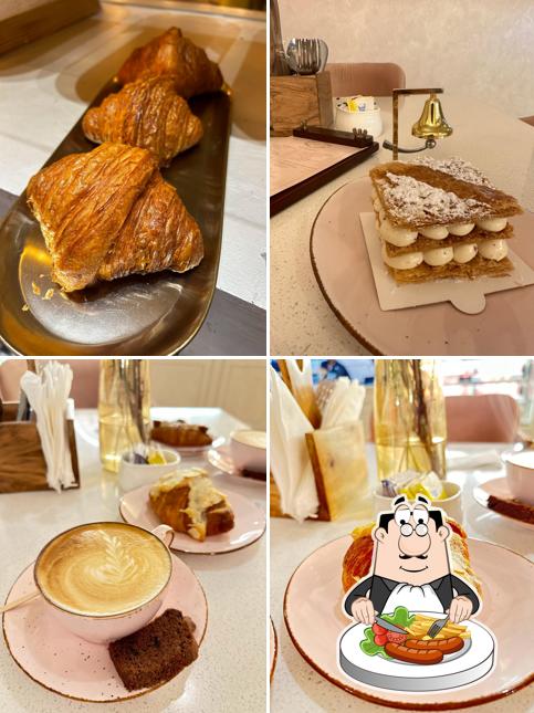 Food at L’Papillae - The French Cafe & Bakery