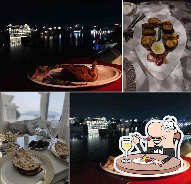 Meals at Jagat Niwas Palace Hotel