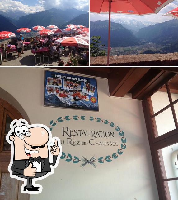 Restauration au Rez-de-Chaussee