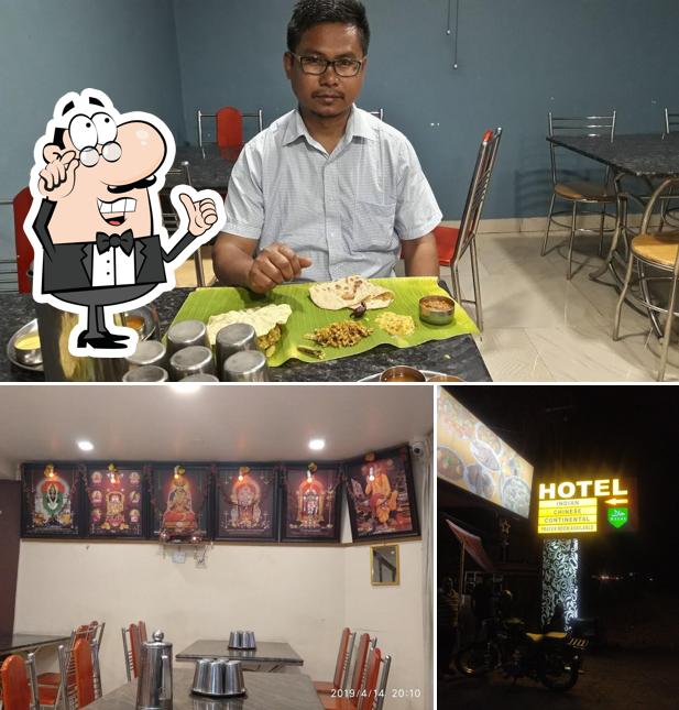 Check out how Royal Food Palace looks inside