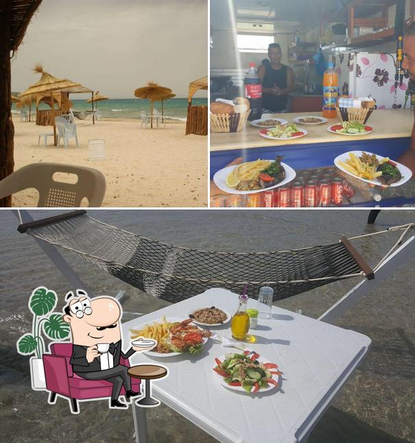 TWIST Beach ChatMami Ras el Jebel