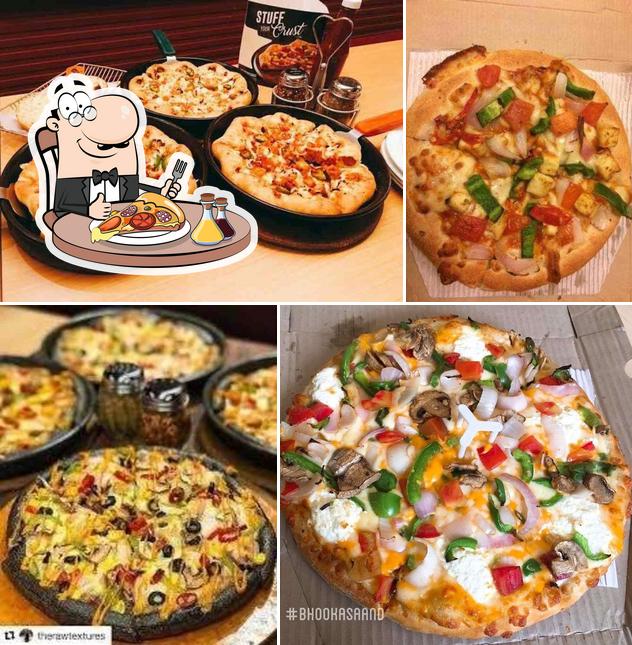 Pick pizza at Pizza Hut