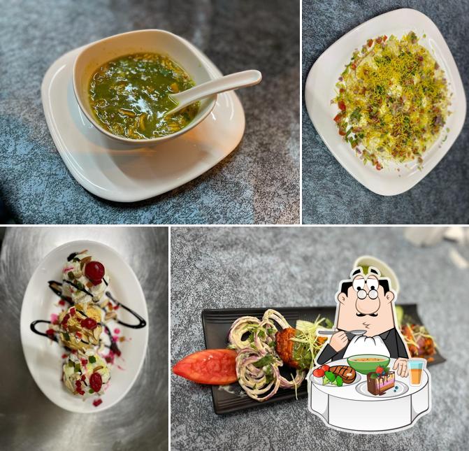 Hot and sour soup at HOTEL HILLTON - Best Hotel In Visnagar, Best Restaurant In Visnagar, Best Banquet Hall in Visnagar