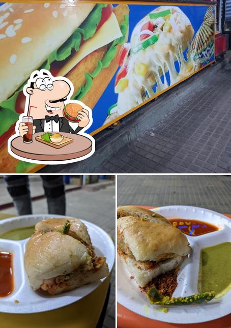 Order a burger at Jeetu Sandwich