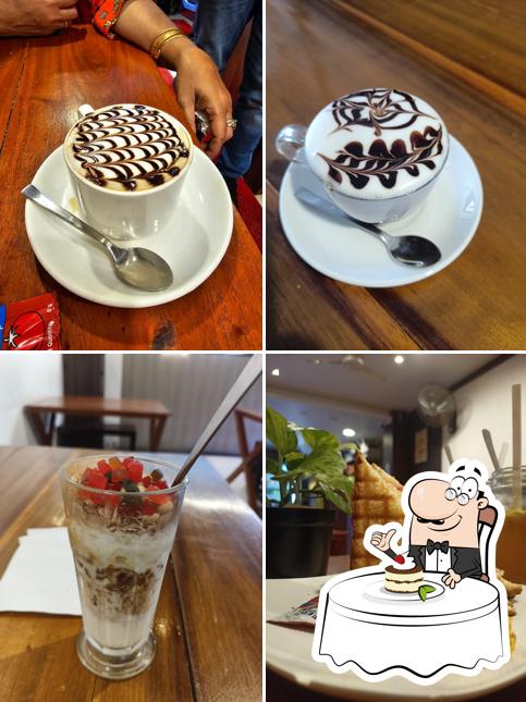 Tiramisu at PAT'S CAFE