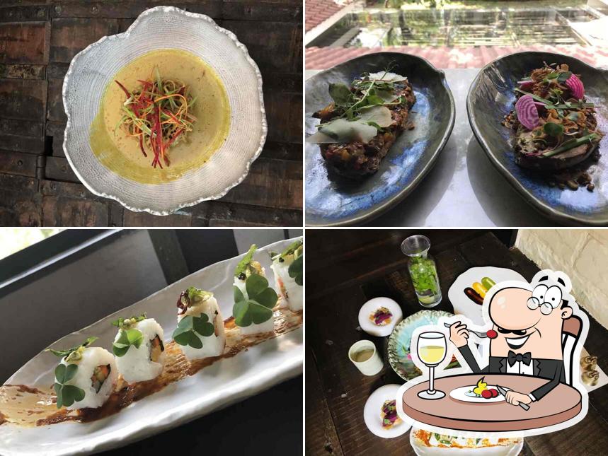 Meals at Paashh