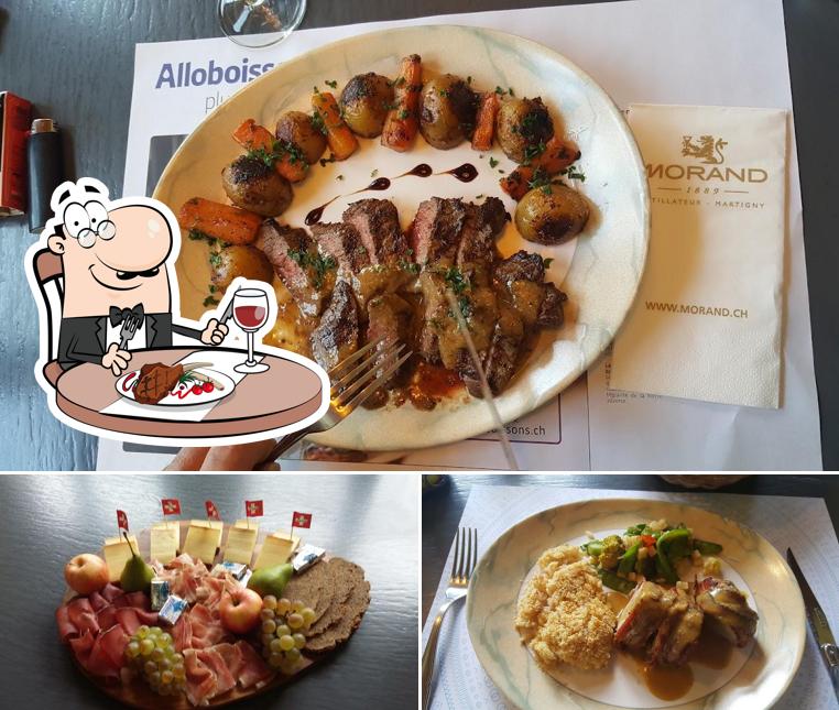 Prova i un pasto a base di carne a Café-restaurant de l'Avenir