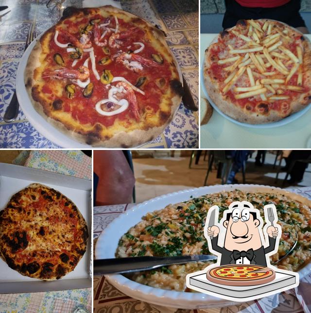 Prenditi una pizza a La Lanterna Ristorante Pizzeria a Milena