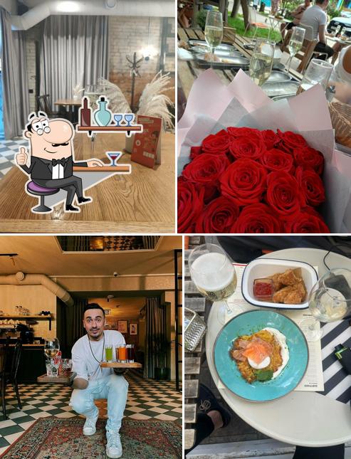 Installez-vous à l'une des tables de Brooms