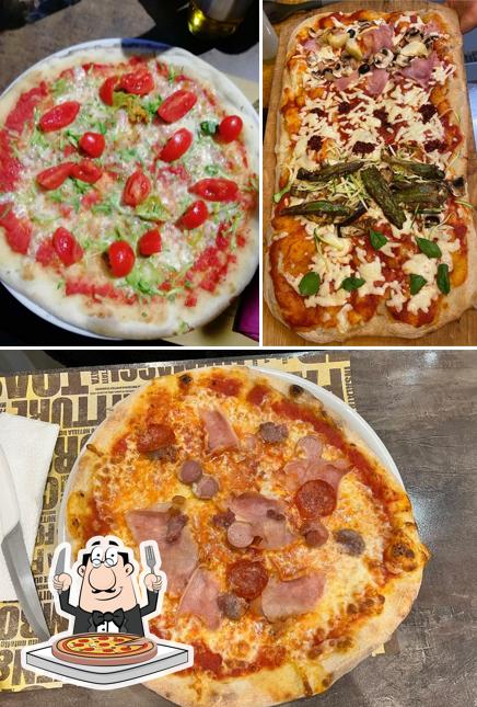 Ordina una pizza a Caffè Peruzzi