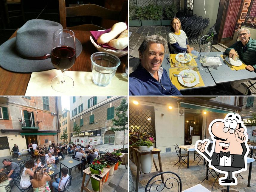 Dai un'occhiata agli interni di Forchetta Curiosa