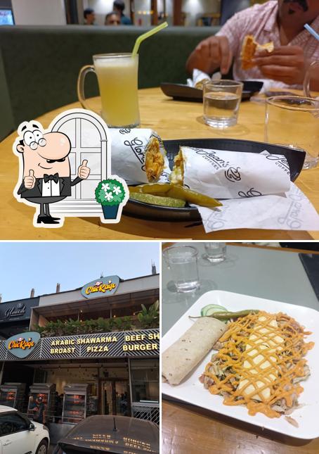 Check out how Chickago Arabic shwarma looks outside