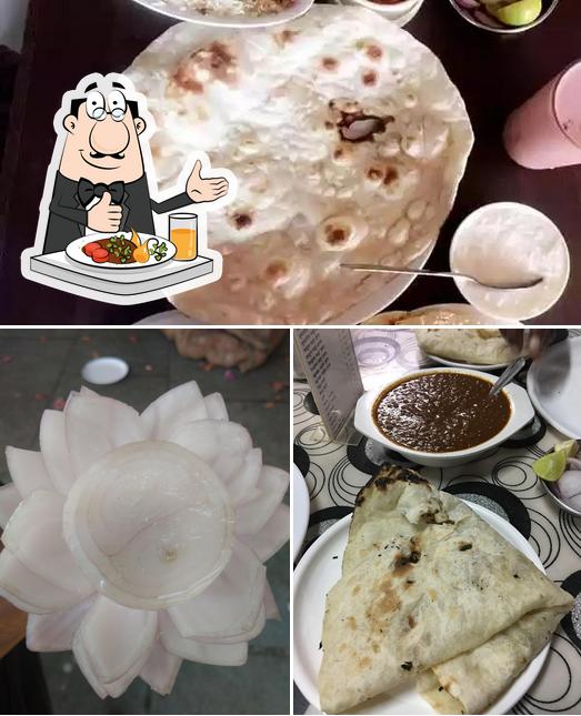 Meals at Hotel Marathi Khasiyat