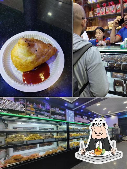 Meals at Raju Bakery