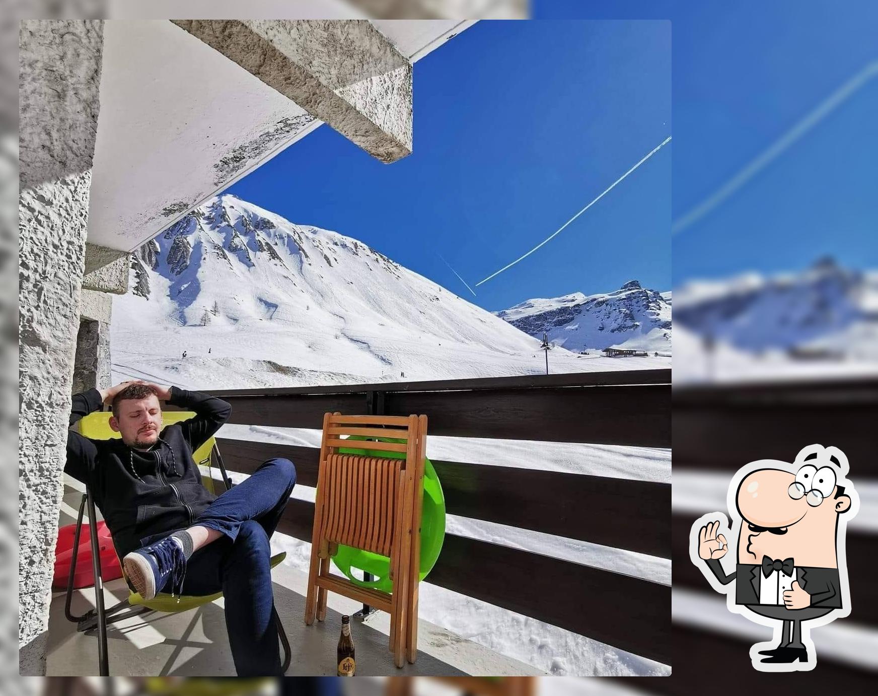 Tignes 2100 Alpine Kitchen