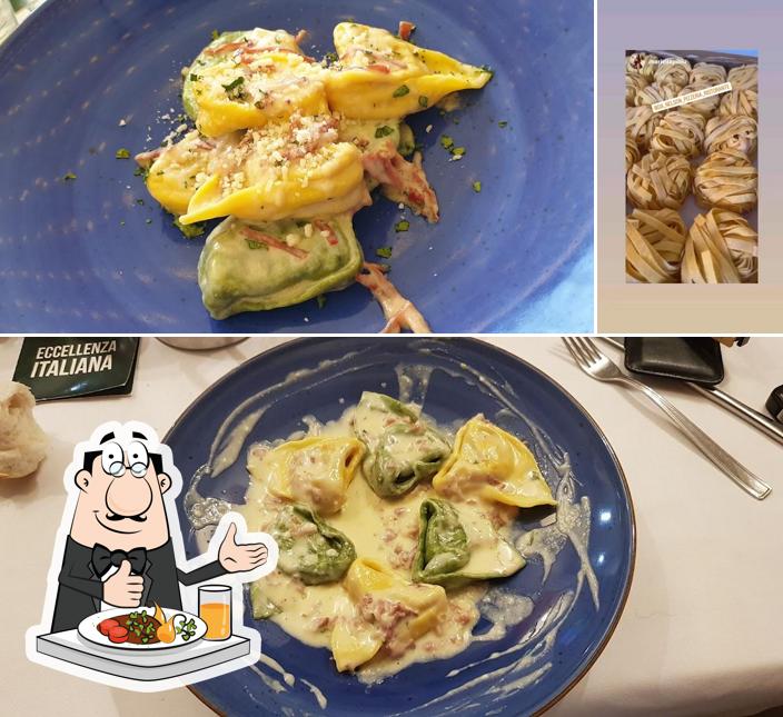 Guarda la immagine che raffigura la cibo e interni di Ristorante Pizzeria da Nelson