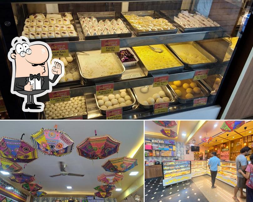 Here's a photo of Jodhpur sweets bidar