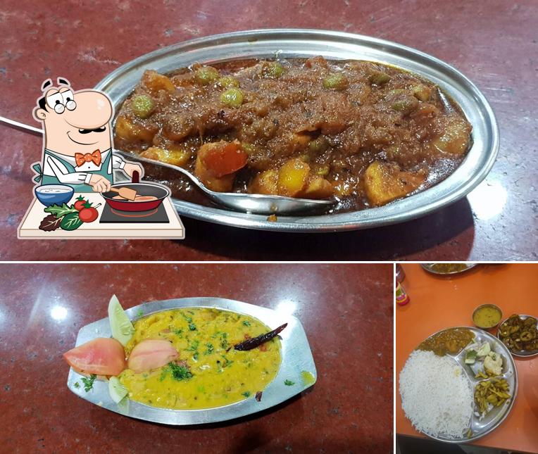Chicken curry at BIBHUTI HOTEL