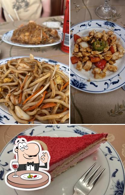Cibo al Ristorante Cinese Hua Xing