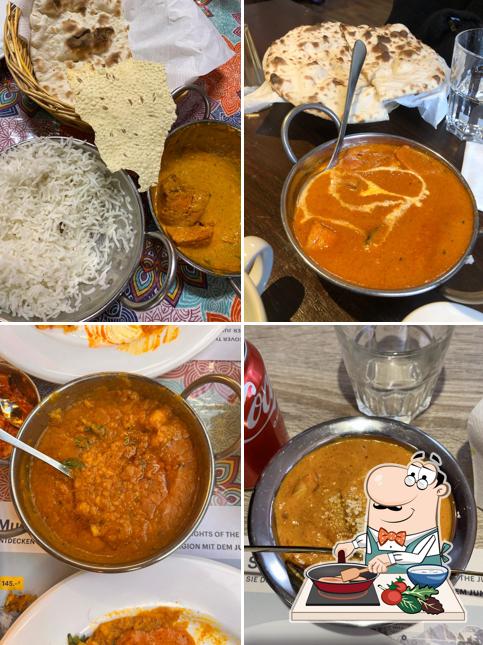 Pollo al curry al SPICE VILLAGE INDIAN RESTAURANT & Tandoori Specialist