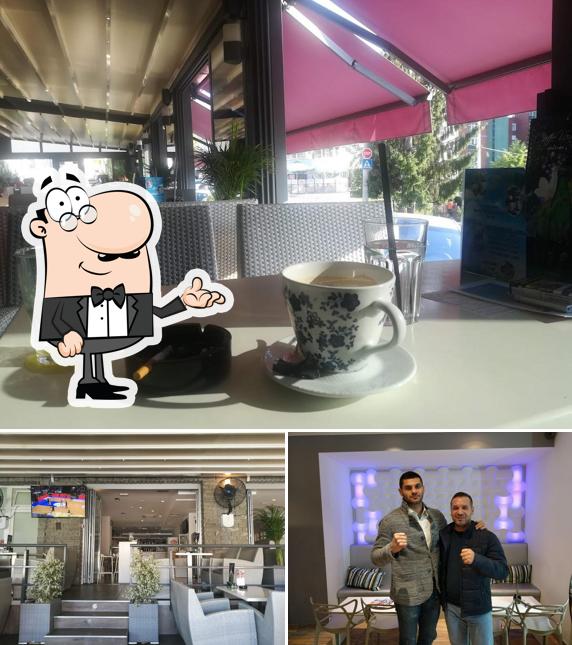 Siediti a un tavolo di Vanilla