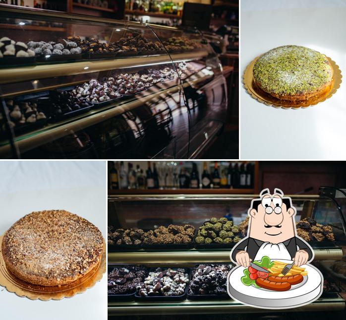 Platti al Pasticceria Gelateria Cekketto´s Bar