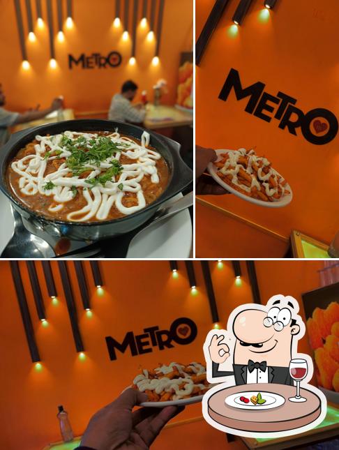 Meals at METRO CHINESE & CAFE