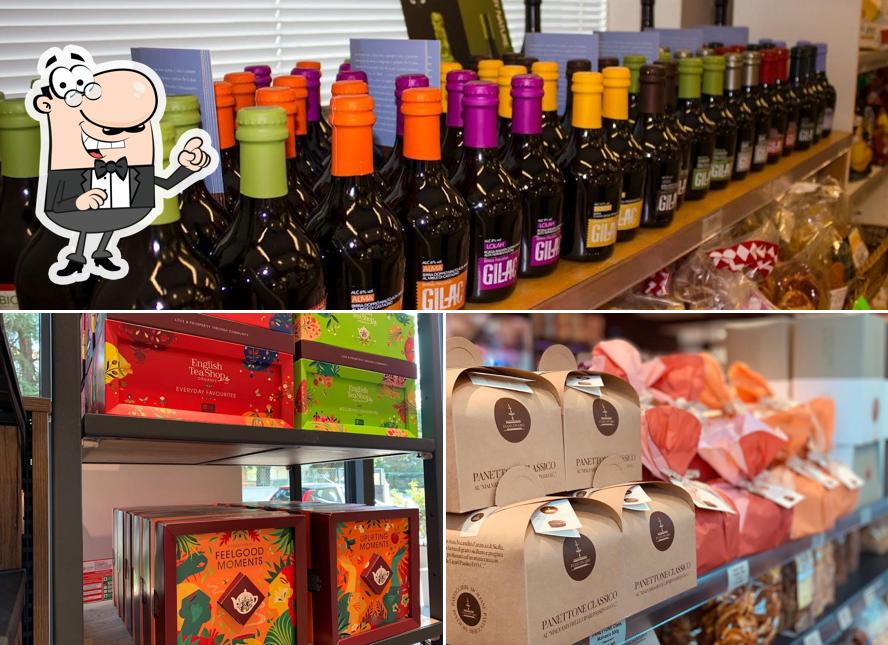 Tra le diverse cose da Bottega da Andrea si possono trovare la interni e alcol