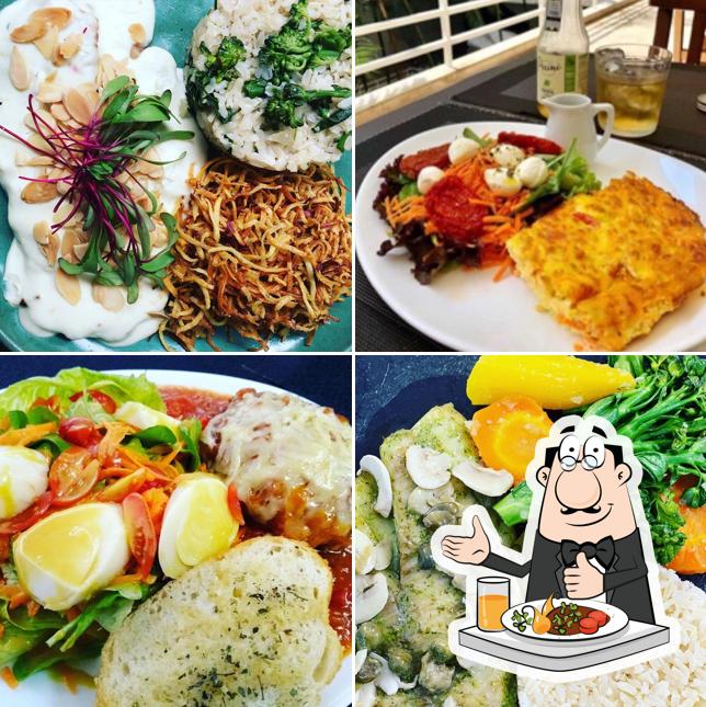 Platos en Aroma Bistro e Café