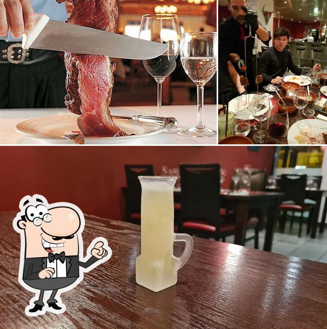 Siediti a un tavolo di Churrascaria do Sul