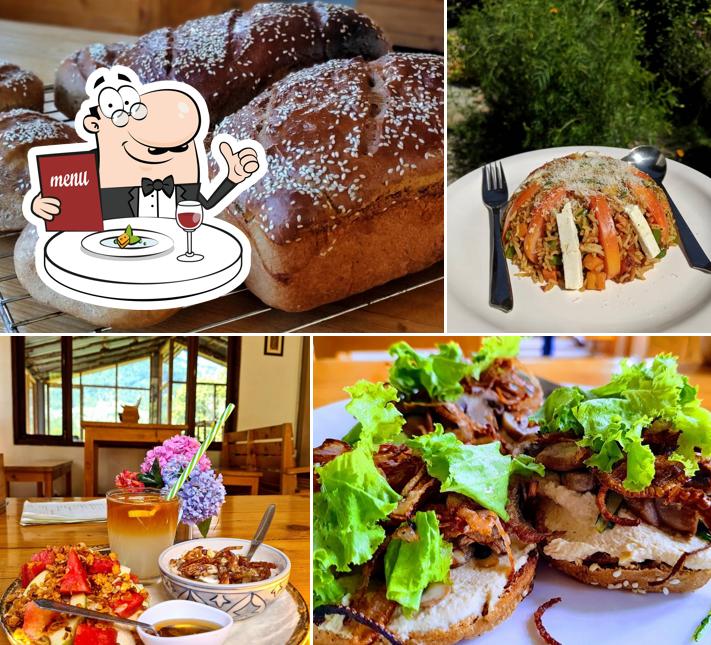 Food at Iris Cottage & Cafe - Manali