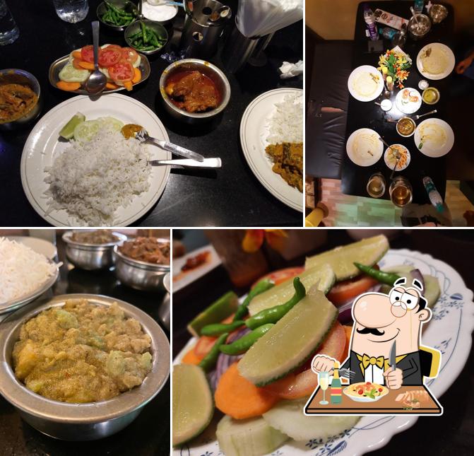 Food at Khunti kadai